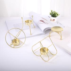 Wholesale candle holder gold Golden lantern shape candle stand wedding