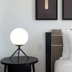 China Nodic LED Table Lamp Study Living Room Bedroom Minimalist Round Glass Ball Tripod ball table lamp(WH-MTB-32） on sale