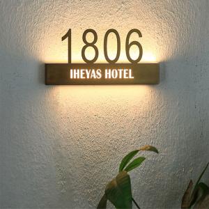 Factory Custom Creative Stainless Steel Outdoor Indoor Light Sign Projection