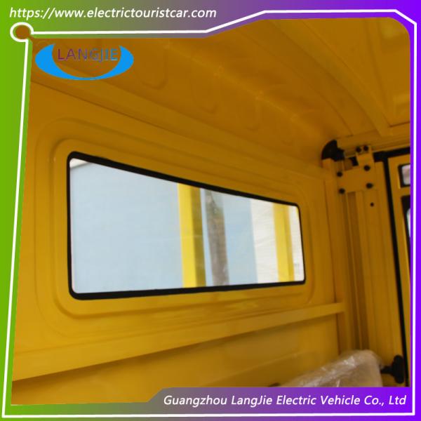 Resort Car 48V Electric Freight Car 5 Seats Loading 900 KGS AC Motor For Park