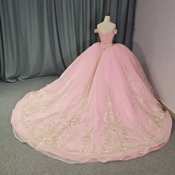Beautiful Sweetheart Neck Off-the-shoulder Beaded Appliqued Ball Gown Party Girl 12 Years Pink Organza Quinceanera Dress
