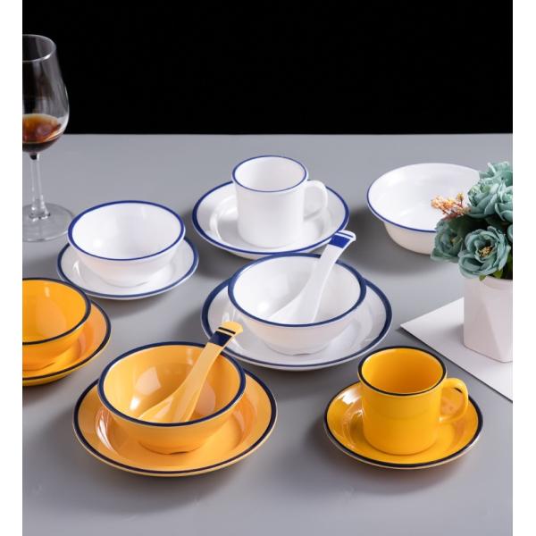 Blue Rim Gloss Glaze Porcelain Contemporary Dinnerware Sets LFGB Approved