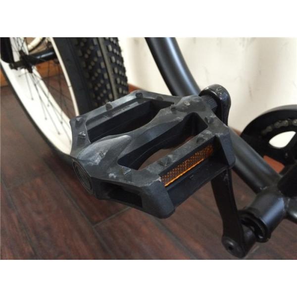 Beach Cruiser Style Fat Tire Bike with 26*4.0 Tire and Steel Fork Material