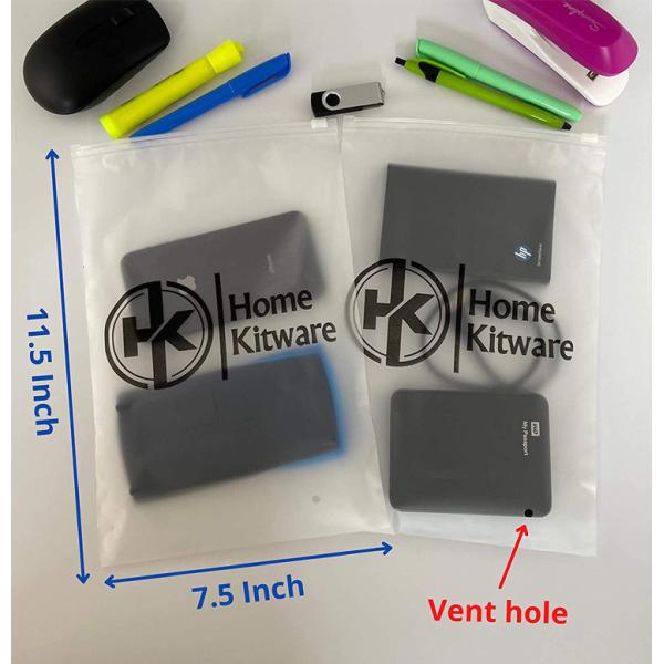 7.5*11.5in Travel Frosted k Packaging Bag For Apparel / Cosmetic