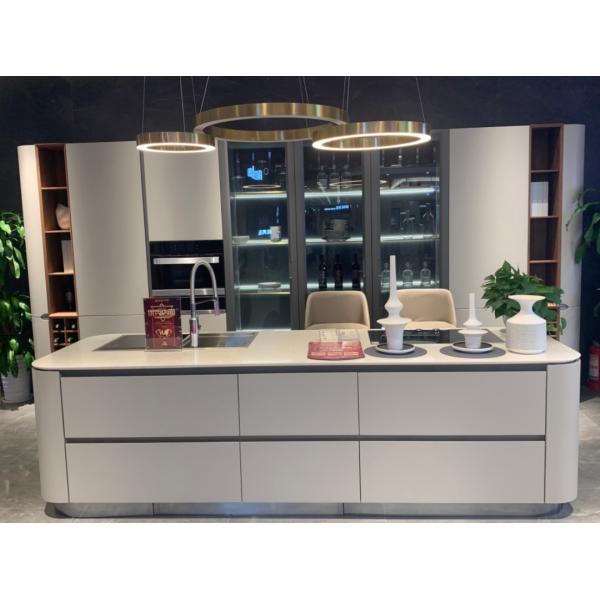 E1 Particleboard High Gloss Lacquer Kitchen Cabinet with Glass Doors Modern Design