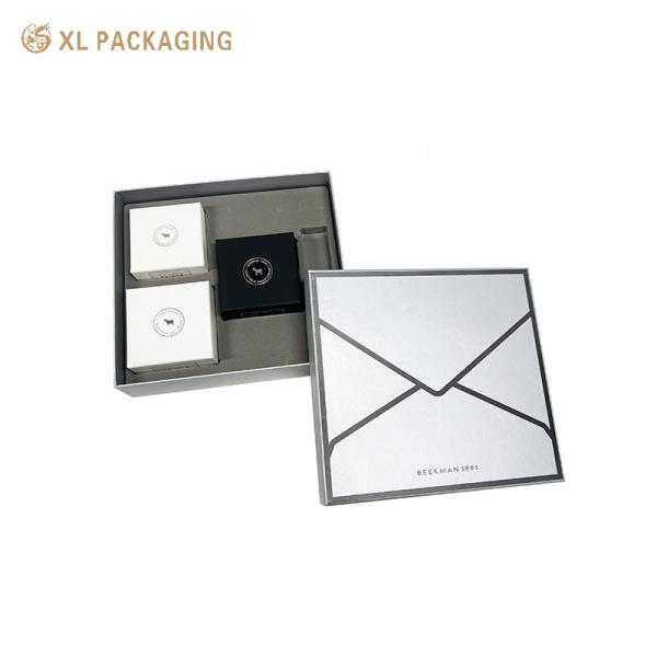 XL Packaging Custom Printed Cosmetic Boxes Personalized Beauty Product Packaging Custom Elegant Cosmetic Paper Box Packaging Top And Bottom Box For