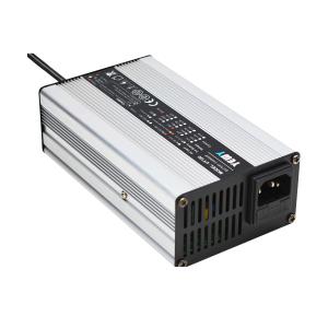 OEM / ODM 12V 8A Bike Battery Charger Perfect Balance Efficient Power