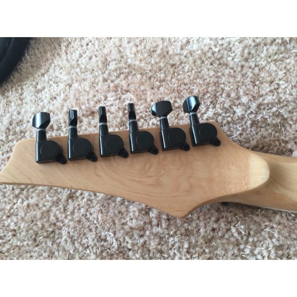 James tyler custom guitar Golden hardwares Wilkson bridges red pearl pickguard