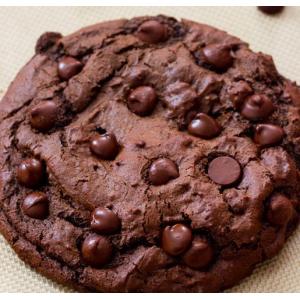 Small Chocolate Enrobing Machine For Snacks Cookies