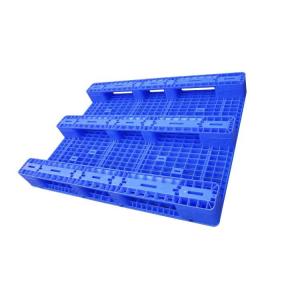 1400*1100 Injected HDPE Strong Plastic Pallets 1500kg Three Runners