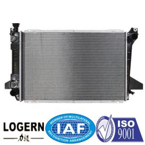 Aluminium 1985-1996 Ford Bronco Radiator , 85-97 F Series Ford Pickup Radiator