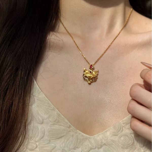 18K AU750 genuine gold pendant jewelry elegant and durable accessories crafted to enhance luxury collections and attract market segments