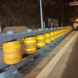 Highway Protection Roller Barriers with EVA Material and CE CCC RoHS FCC