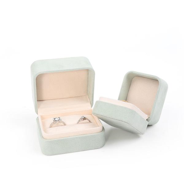 Buy Square light green Velvet Jewelry ring Box customizable Jewellery Box packaging at wholesale prices