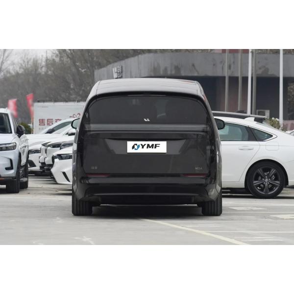 Lithium Iron Phosphate Battery 7 Seat Mpv Electric Lixiang MEGA Ev Car Long Range 4WD