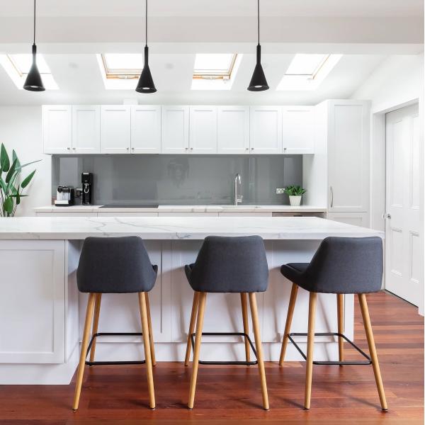 RTA Modern White Shaker Lacquer Kitchen Cabinet With Metal Handle