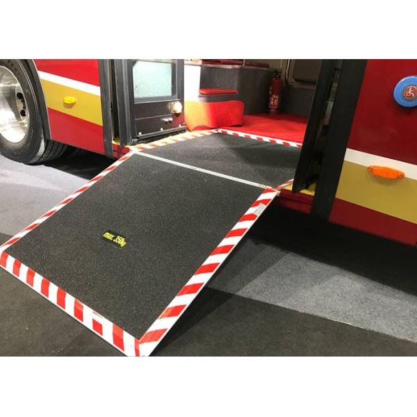 Electric / Manual Disabled Wheelchair Ramp With Aluminum Antislip Surface