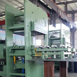 Commissioning and Training 1200T Bridge Bearing Vulcanizing Press Machine for