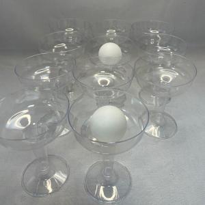 Custom Plastic Party Drink Playing Games OEM Educational