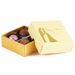 custommiddle door-opened hinged chocolate box with magnet closure