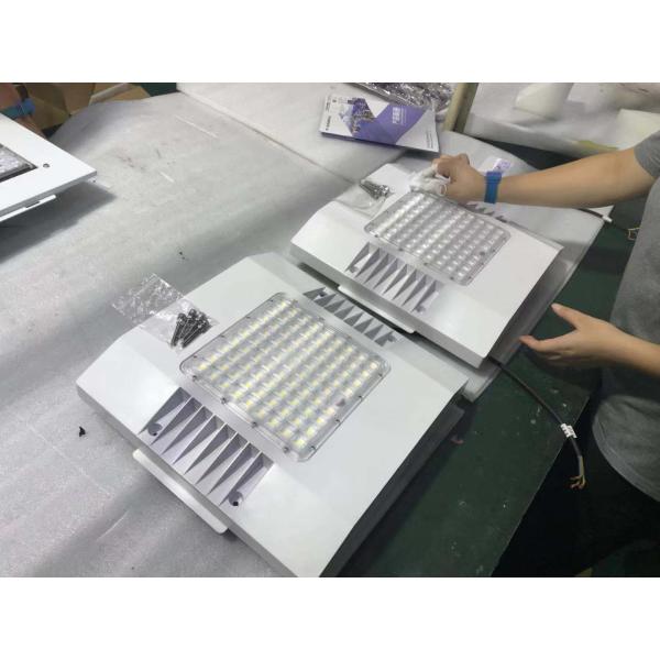 Filling Station LED Canopy Lights 165lm/w 50w 100w 150w IP66 IK10 Recessed Installation