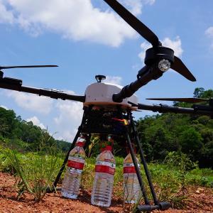 15kg Freight Capacity Professional Carrier Drone with Drop Thrower and 1000 Nits