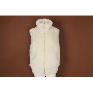 China Sleeveless Zipper Closure Women Down Vest With Fur Collar on sale