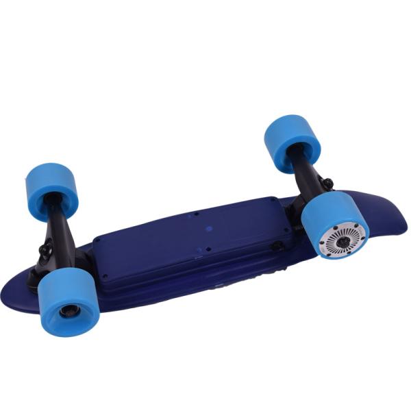 Fashion Mini Fish 4 Wheel Electric Skateboard PU Material 2200mAH