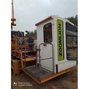 Second-Hand Large Equipment Zhonglian Tower Crane 21 Years with Car Type Moving