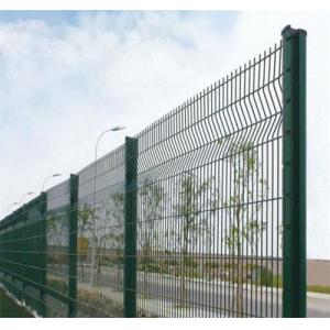 Green Welded Metal Triangle Fence Panel PVC Coated With Triangle Bends