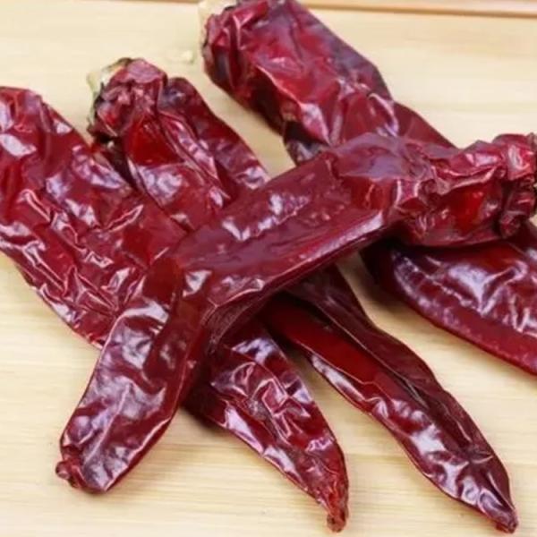 Buy Smooth Texture Mild Dried Chilies Air Dried Sun Dried Process at wholesale prices