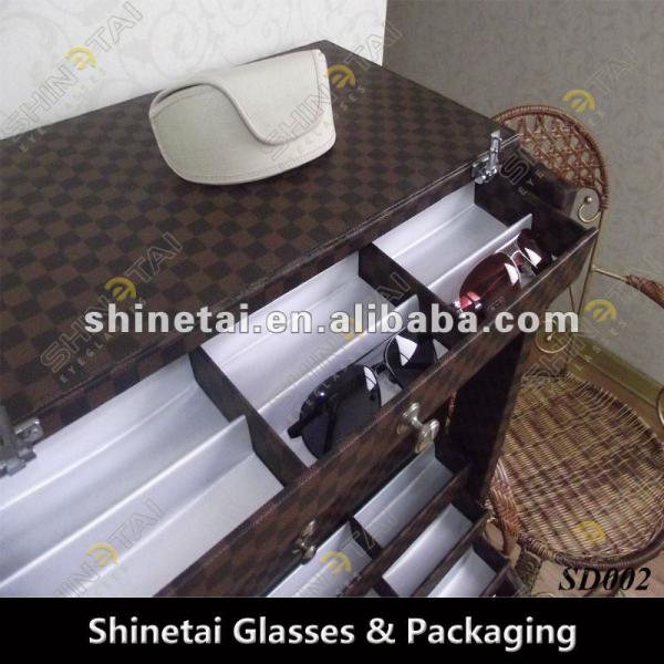 Placed 228pcs Glasses Eyewear Displays