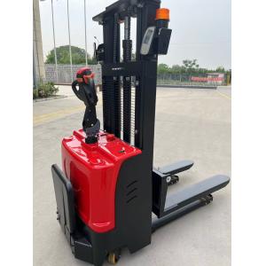 1.5 Ton 4500mm Ride On Forklift Platform Electric Stacker With Reversing Horn And Mirror For Cargo Handling