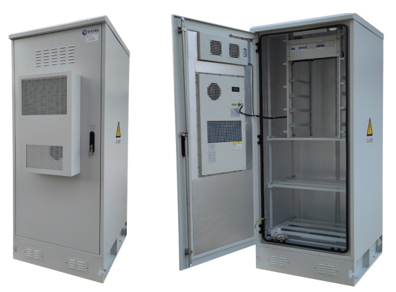 19 Inch Rack Outdoor Telecom Cabinets Waterproof IP55 Active Cooling With Battery Shelf