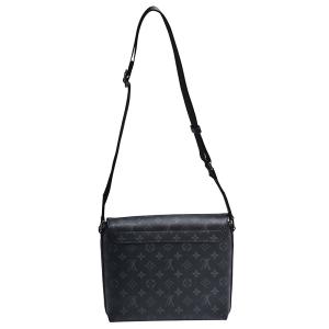 Eclipse Canvas Print Mens Louis Vuitton District PM M45272