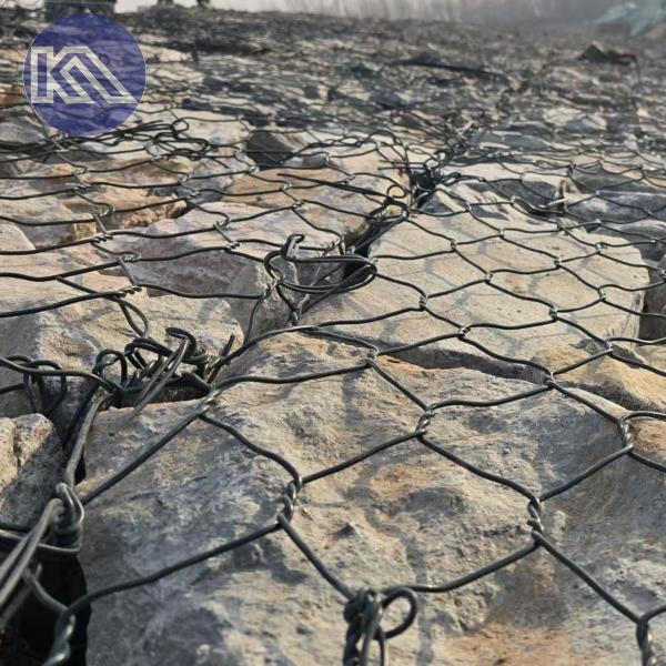 Philippine Gabion Basket Contractor 3.05mm / 80*100mm Stone Filled 2*1*1m for