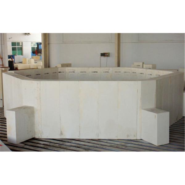 White Fused Cast High Alumina Fire Bricks , High Temp Brick 32% Baddeleyite