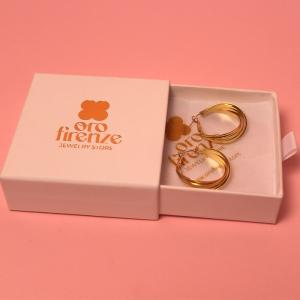 China Jewelry Shipping Cardboard Packaging Boxes For Luxury Engagement Bracelet Necklace Small Size on sale