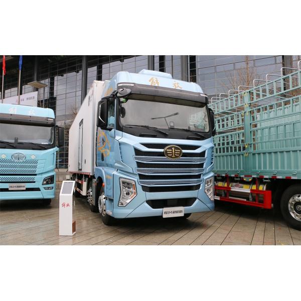 Qingdao Jiefang Yingtu Business Class 620 Horsepower 8X4 9.5m AMT Automatic Transmission Refrigerated Truck (liquid Buffer)