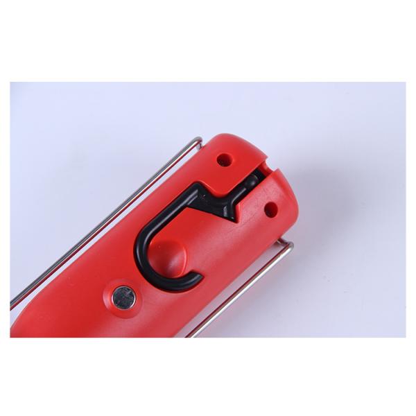 20.5*4*3.7cm Megnetic Handheld LED Work Lights With 1.5V AAA Dry Battery