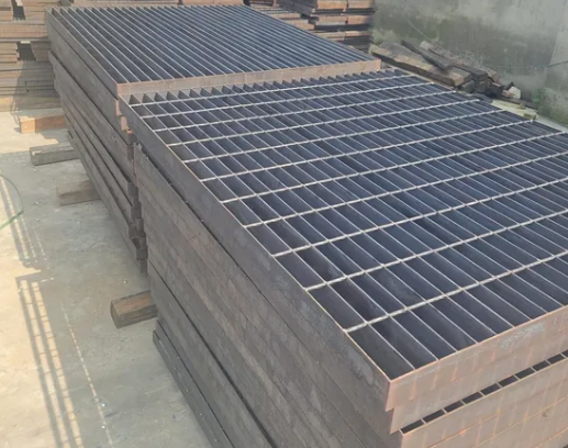 Metal Serrated Drain Covers Steel Grid Grating Bar Grating