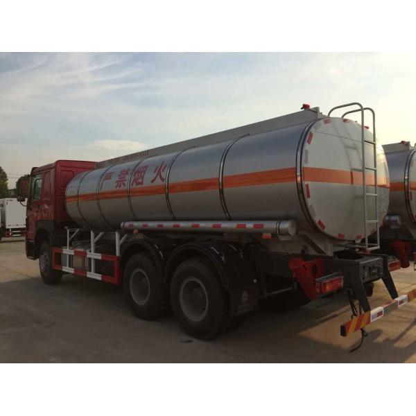 Sinotruk Howo7 Edible Oil Transport Vehicle Liquid Tanker Truck , Mobile Gas
