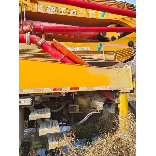 Used Concrete Pump Xg 53 Meters for Sale