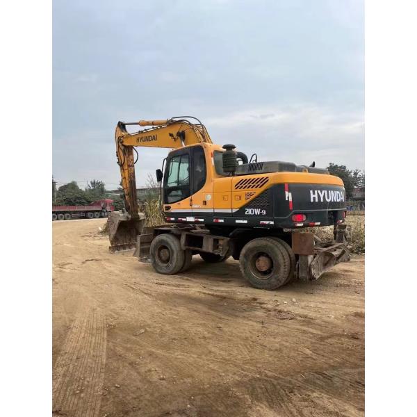 22 Ton Hyundai R210w-9 Wheeled Excavator Equipped With Cummins B7 Engine