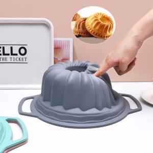 Anti Scalding Handle Flower Design Silicone Cake Pan