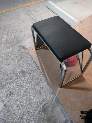 AT-274 Shoe Fitting Bench with Mirrors - Sleek Modern Shoe Try On Bench