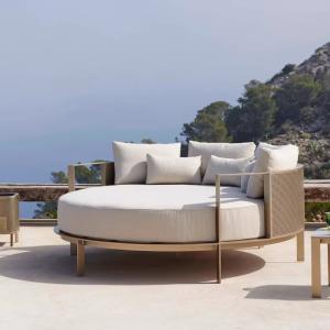 Luxury Hotel Outdoor Rattan Round Bed Alfresco Lounger Sofa