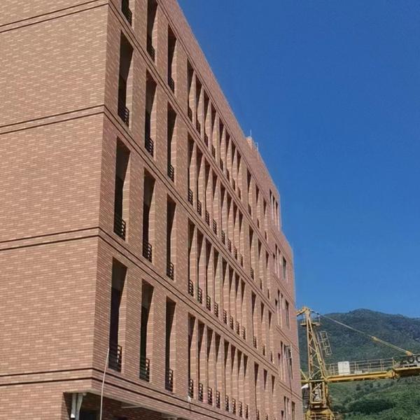 Anti Crack Flexible Ceramic Tiles Heat Insulation For External Wall