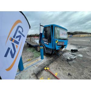 Crash Rated Q345 Heavy Duty Safety Bollard Electric Security Bollards