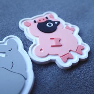 China 3D Carton Animal Die Cut ODM Logo Clothing Labels on sale